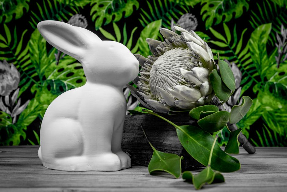 Ceramic bunny with a name flag