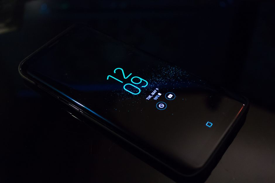 Phone-Free Opening during a screen break — wellness · Morning Routines