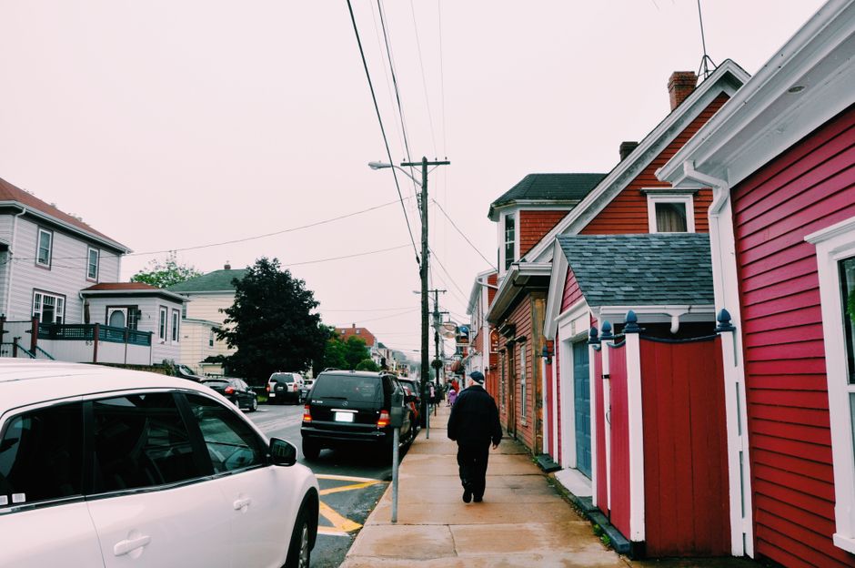 Neighborhood Photo Walk around a mystery challenge — entertainment · Family Fun