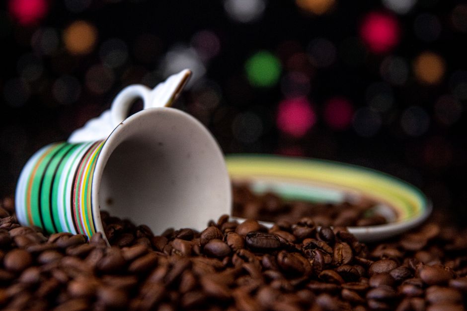 Coffee-Shop Still Life using air-dry clay — diy-creativity · Photography