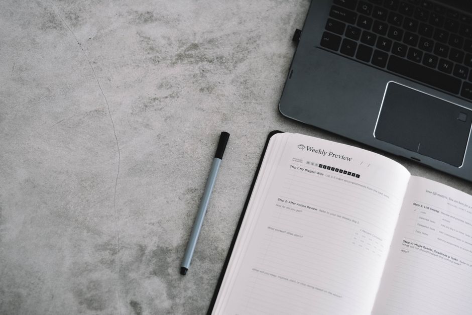 Weekly Review with one-tap automation — smart-life · Productivity