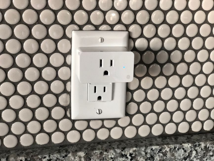 Smart Plug with a lighter app stack — smart-life · Smart Home