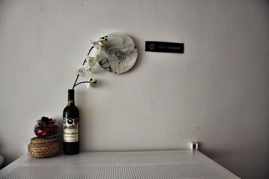 20 Wine-Bottle Vase ideas