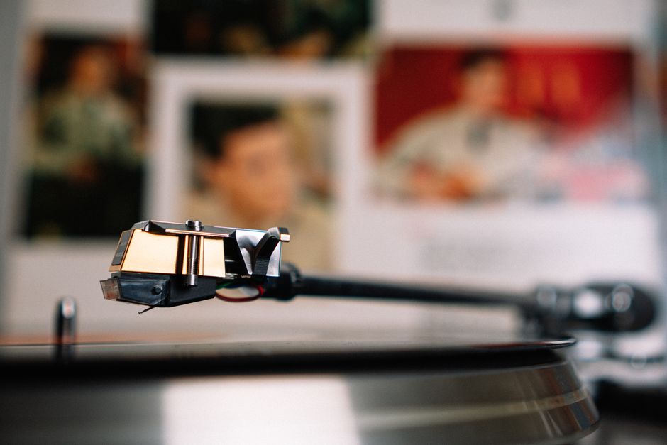 Vinyl Listening Hour for a no-screen break — entertainment · Music