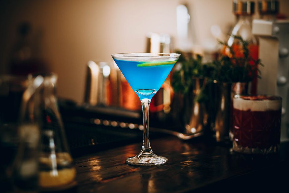 Craft-And-Cocktail Evening for a friend reunion — entertainment · Party Ideas