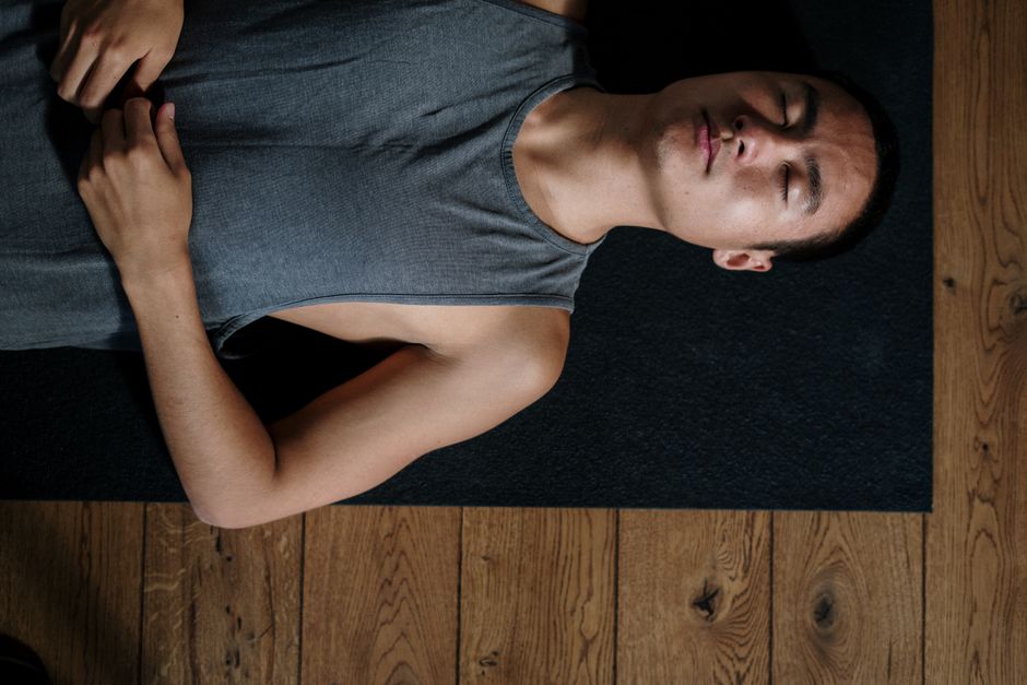 Breath-Count Practice with a calming scent — wellness · Mindfulness