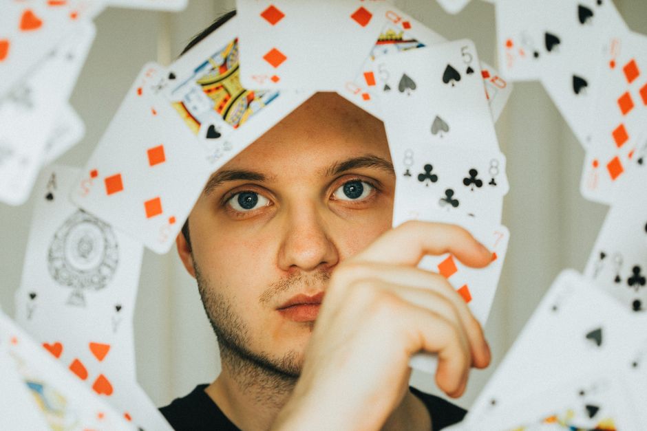 Learn A Card Trick for mixed ages — entertainment · Things to Do