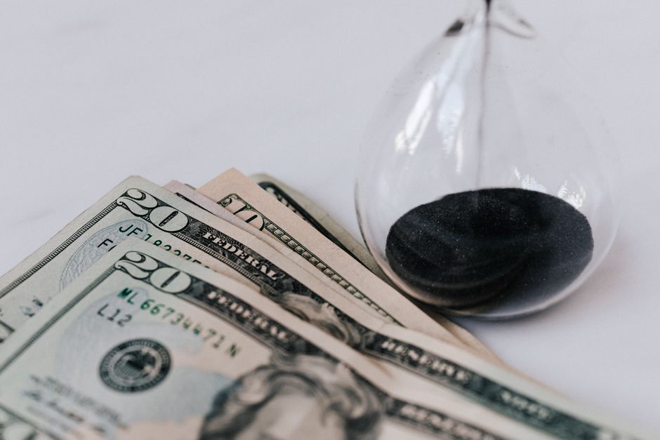 money-saving work & career systems for a travel-ready setup — smart-life · Work & Career