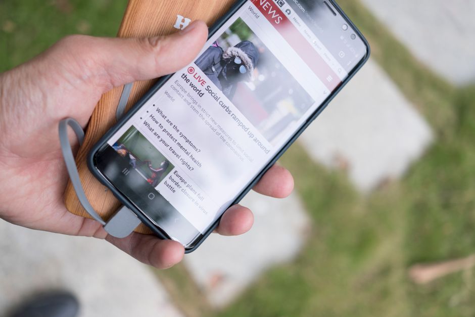 Portable Charger with a cleaner home screen — smart-life · Gadgets
