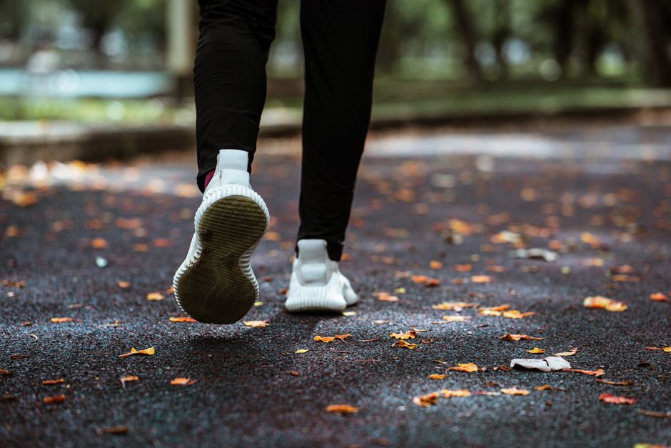 daily walking & outdoor resets that take only a few minutes during a morning transition — wellness · Walking & Outdoor