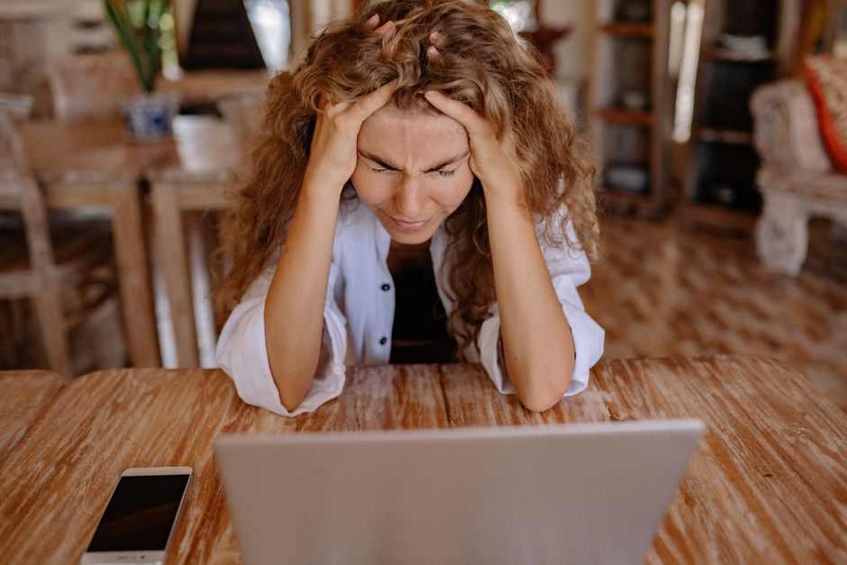 Stress-Reset Menu with a simple walking loop — wellness · Healthy Lifestyle