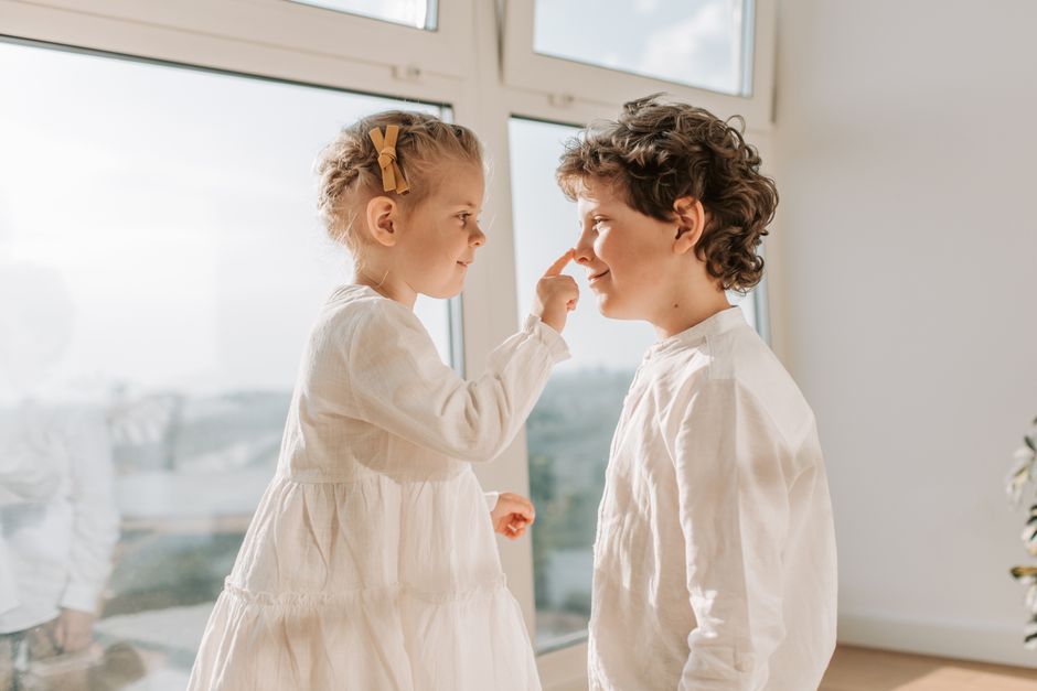Compliment Ritual when you want less scrolling — lifestyle · Relationships