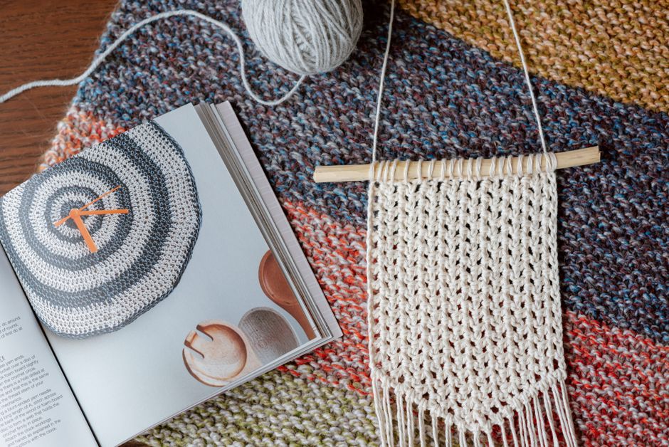 Fabric Wall Hanging with a watercolor layer — diy-creativity · Crafts