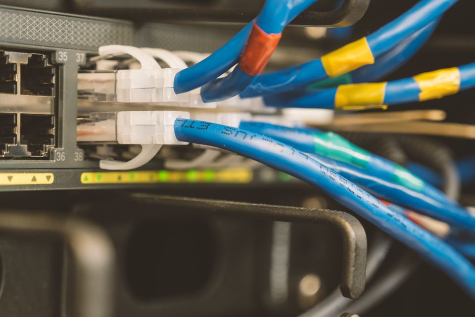 25 Hidden Cable Route ideas