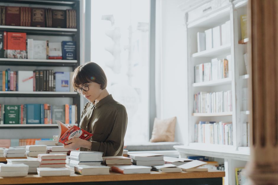 Bookstore Challenge for a low-prep night — entertainment · Date Nights