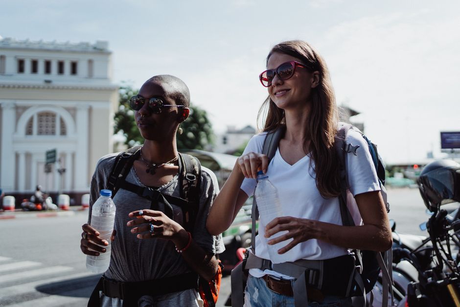 food-and-hydration walking & outdoor cues that make healthy habits easier during a workday lull — wellness · Walking & Outdoor