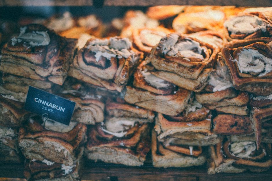 Cardamom Buns with chocolate chunks — food · Baking