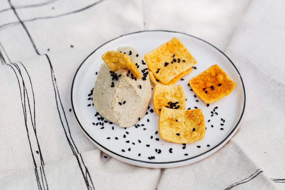 Cucumber Hummus Cups for a rainy afternoon — food · Snacks