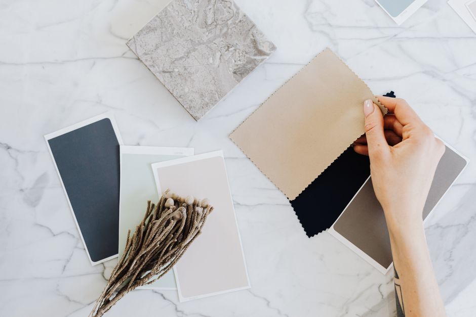 Home Design Quiz around a trivia bracket — entertainment · Trivia