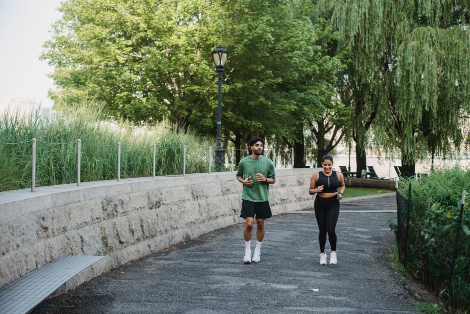 Walking Intervals during a screen break — wellness · Fitness