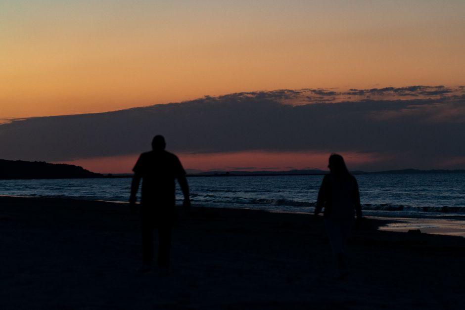 Sunrise Walk with a calming tea ritual — wellness · Walking & Outdoor
