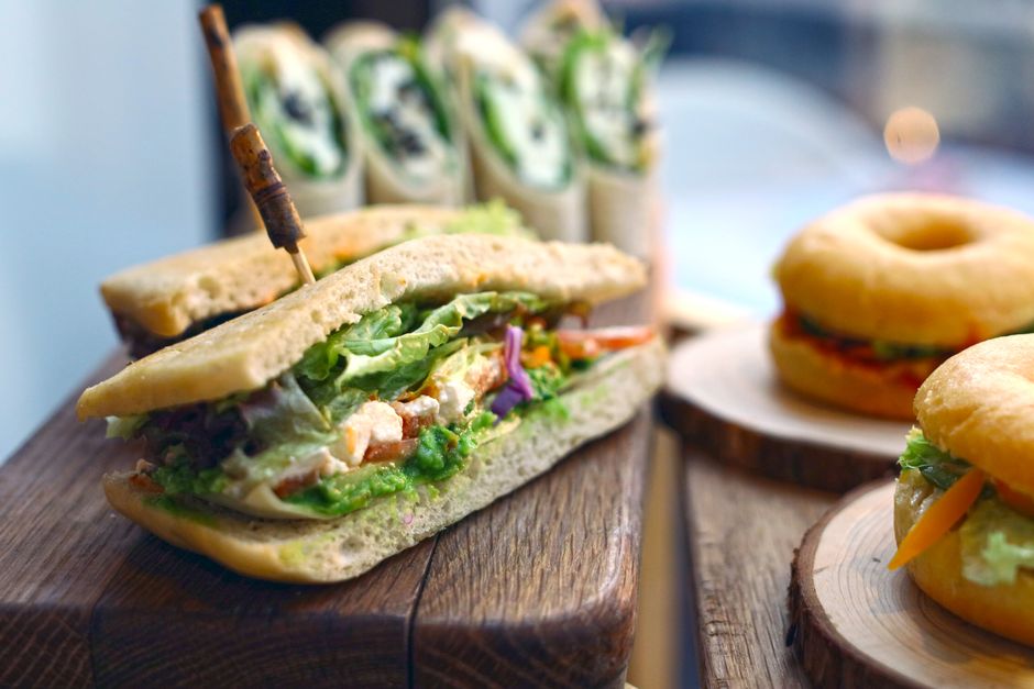 Roasted Veggie Sandwich for a five-ingredient lunch — food · Lunch Ideas