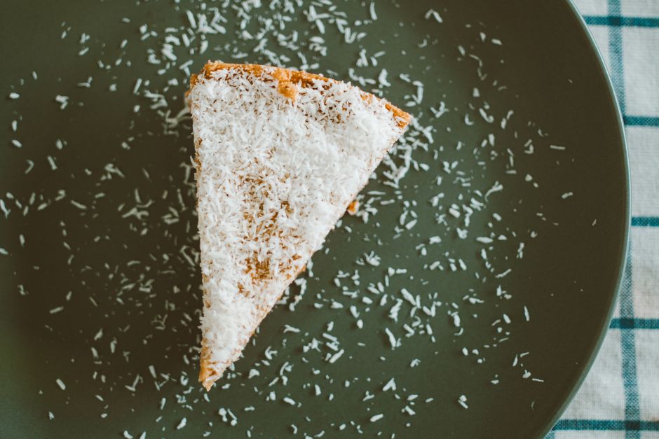 Orange Olive Oil Cake — coconut macaroons bakery for a no-oven finish — food · Desserts