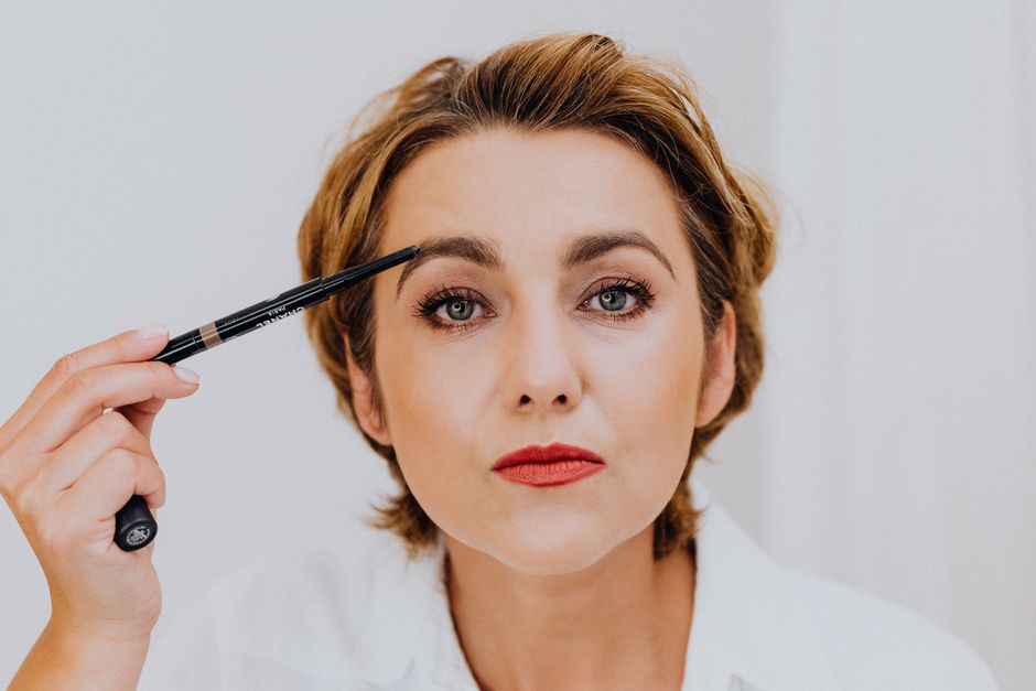 Soft Brown Liner for a more intentional morning — lifestyle · Beauty