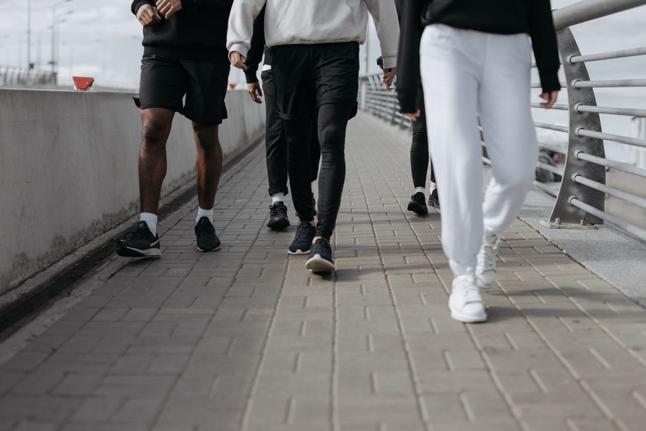 Walking Awareness with a gratitude prompt — wellness · Mindfulness