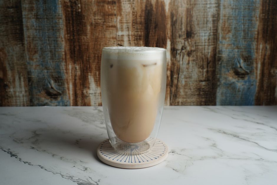 Vanilla Cold Brew for a cozy evening mug — food · Drinks
