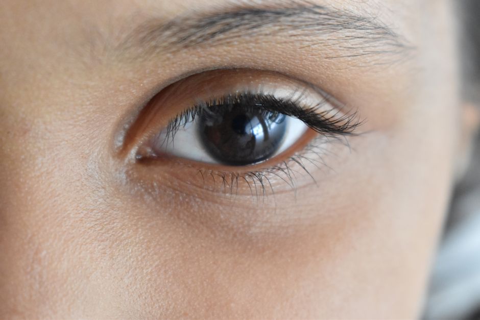 Soft Brown Liner for a rainy afternoon — lifestyle · Beauty