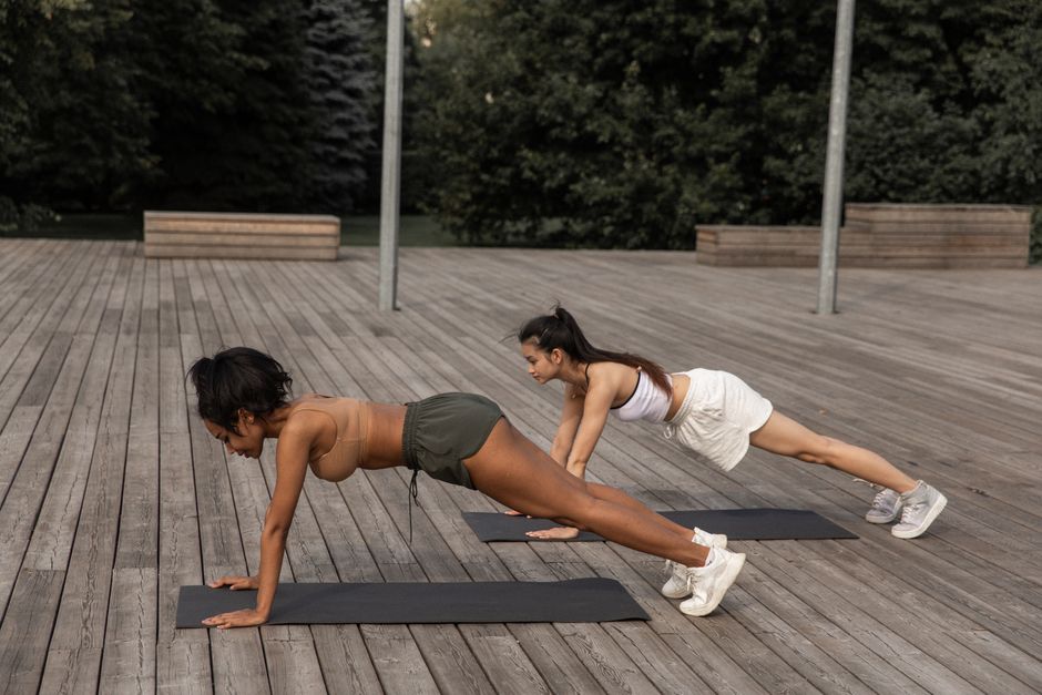 Bodyweight Circuit for a restorative Sunday — wellness · Fitness
