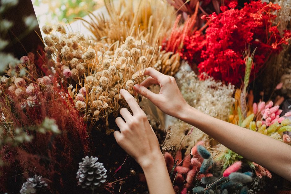 Dried Flower Mobile using fabric scraps — diy-creativity · Handmade Decor