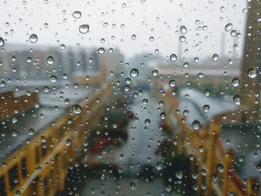 Rainy-Window Frame with a stitched detail — diy-creativity · Photography