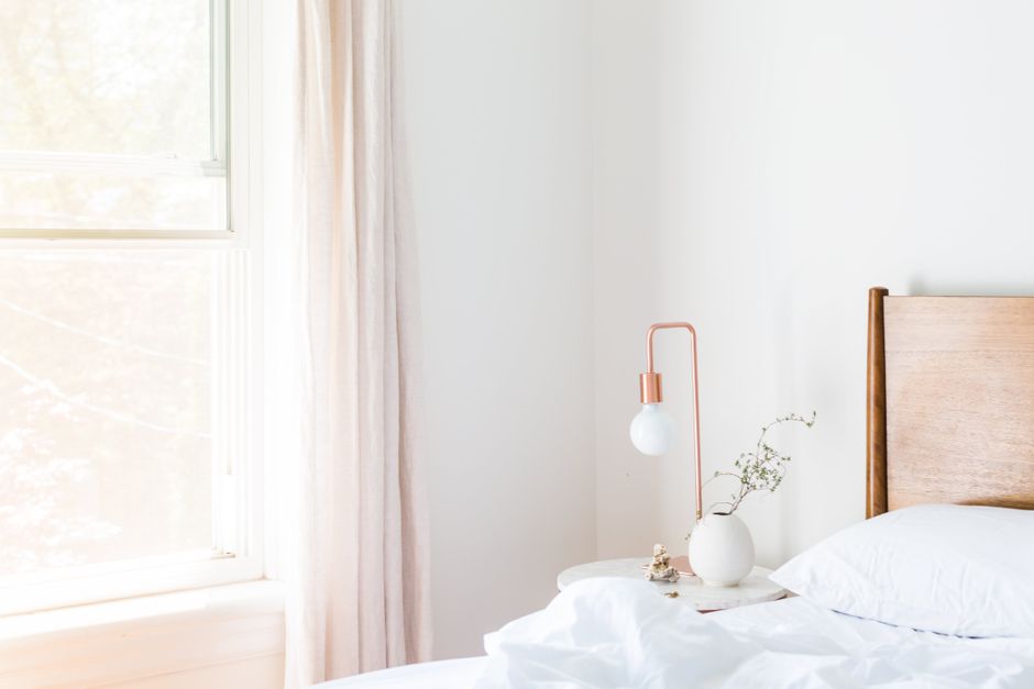 Linen Curtains with linen and natural wood — home · Home Decor