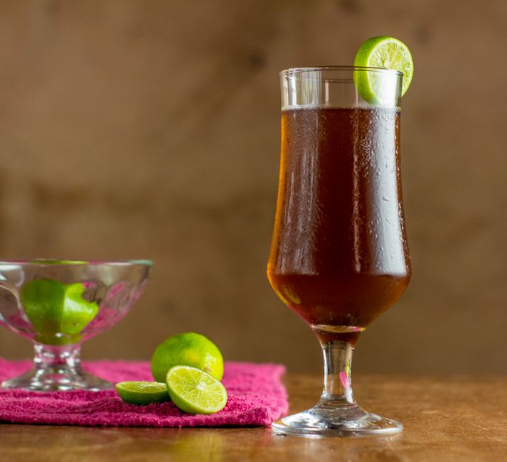 Hibiscus Iced Tea with berry ice cubes — food · Drinks