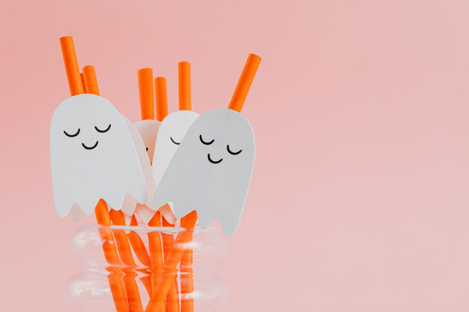 Ghost Garland with a low-stress setup — celebrations · Halloween