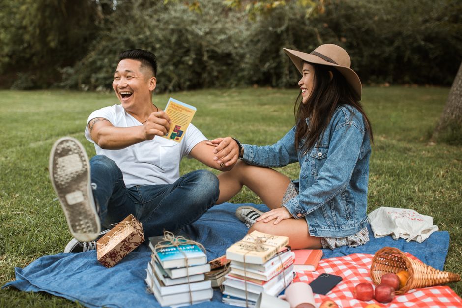 Couples Question Cards around a shared activity — celebrations · Valentine's Day