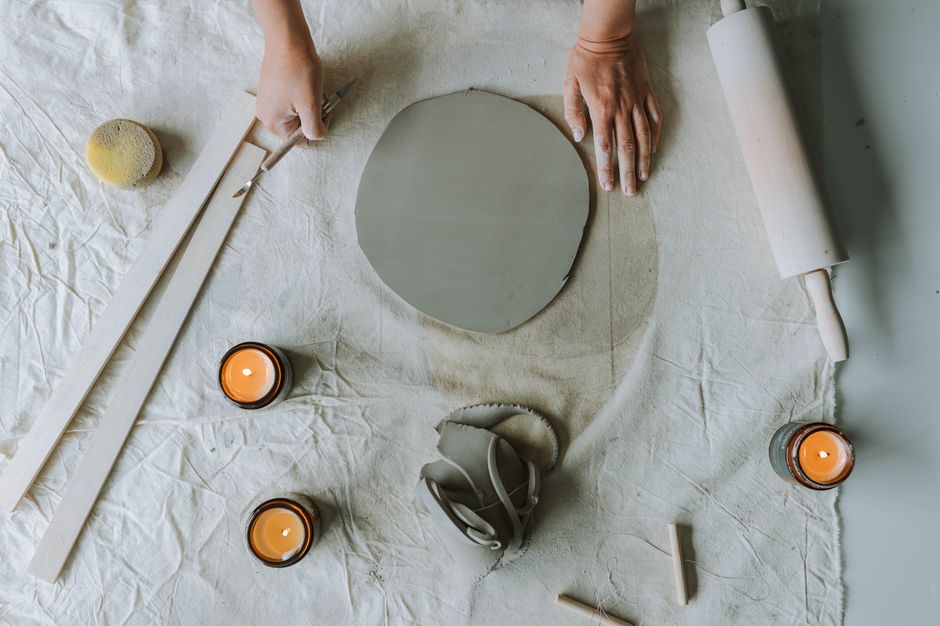 Clay Candle Dish using old photographs — diy-creativity · Handmade Decor