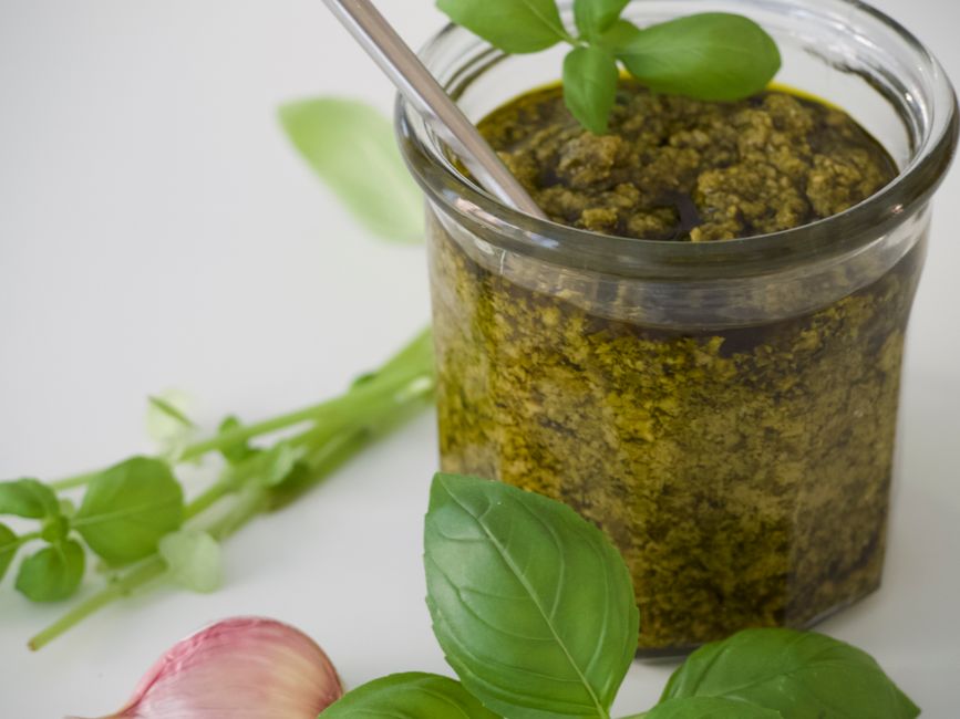 Pesto Tortellini Picks for a cocktail-style spread — food · Party Food