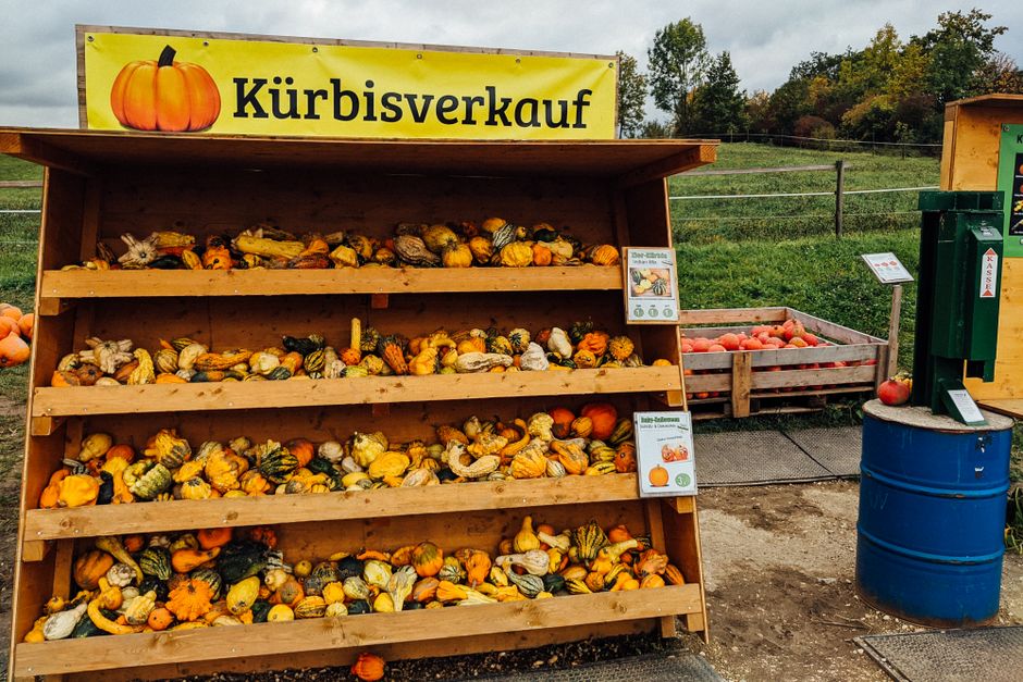 Roadside Farm Stand with a local dessert stop — travel · Road Trips
