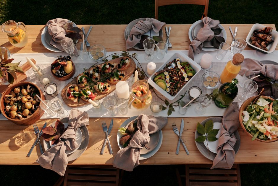 Backyard Brunch with a playful photo corner — celebrations · Birthdays