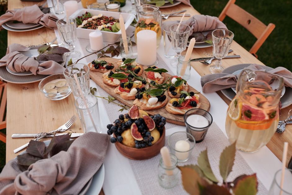 Outdoor Lunch for a recovery day — wellness · Healthy Lifestyle