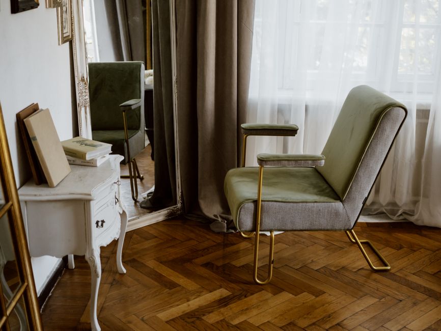 Accent Chair with removable updates — home · Living Rooms