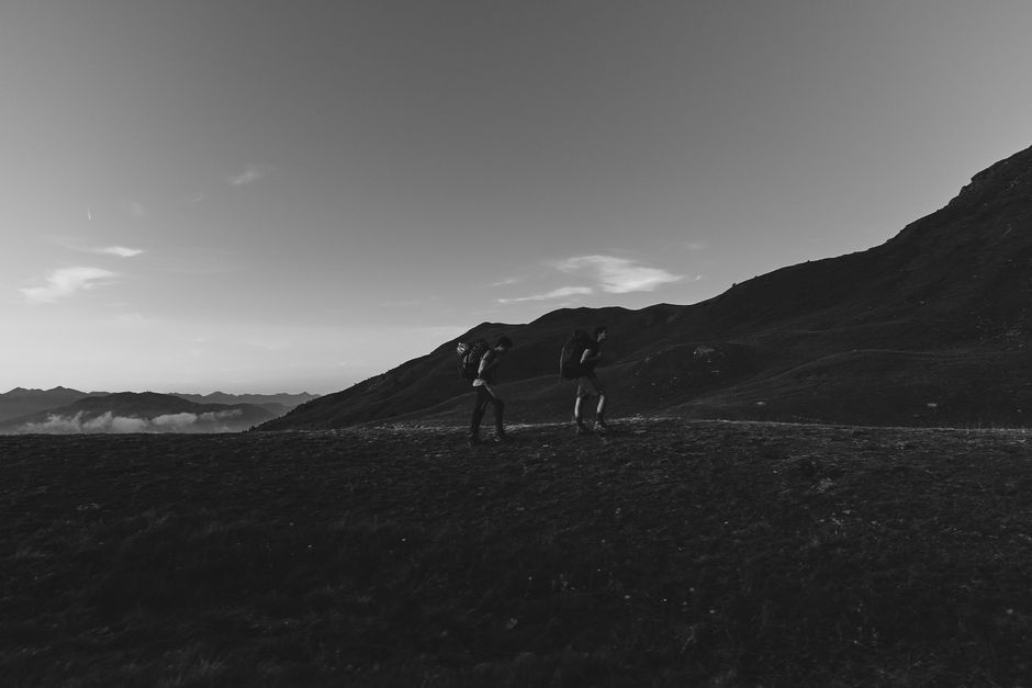 sleep-friendly walking & outdoor habits with a soothing soundscape — wellness · Walking & Outdoor