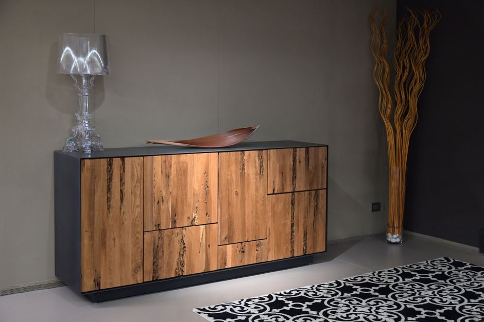 Oak Console with a low-clutter arrangement — home · Home Decor