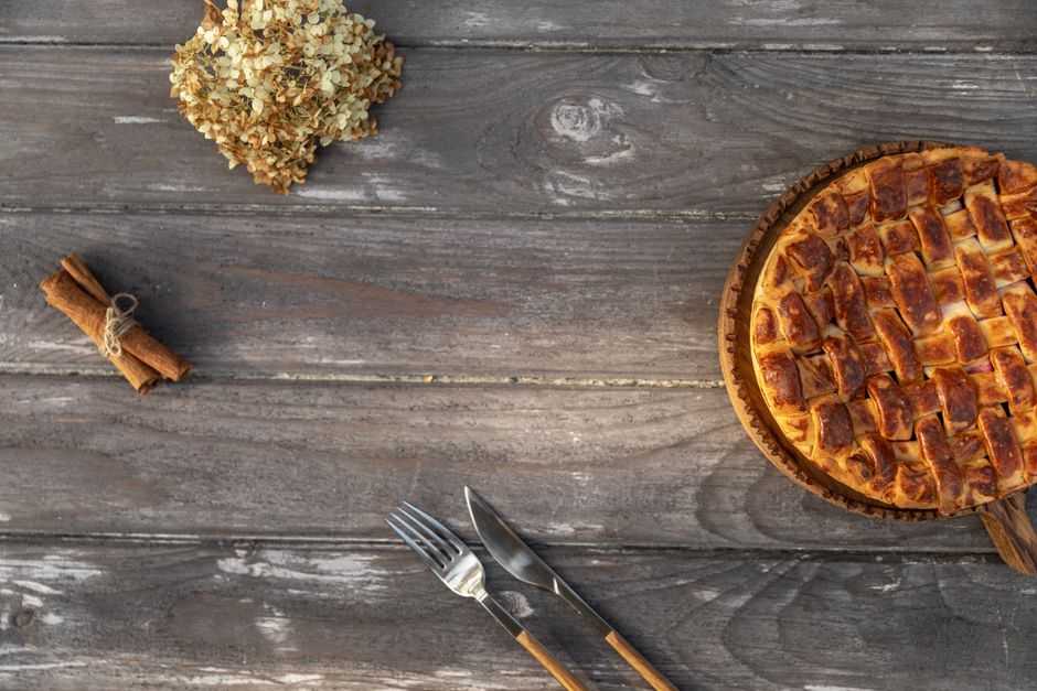 Apple Cinnamon Baked Oats with jam and mascarpone — food · Breakfast & Brunch