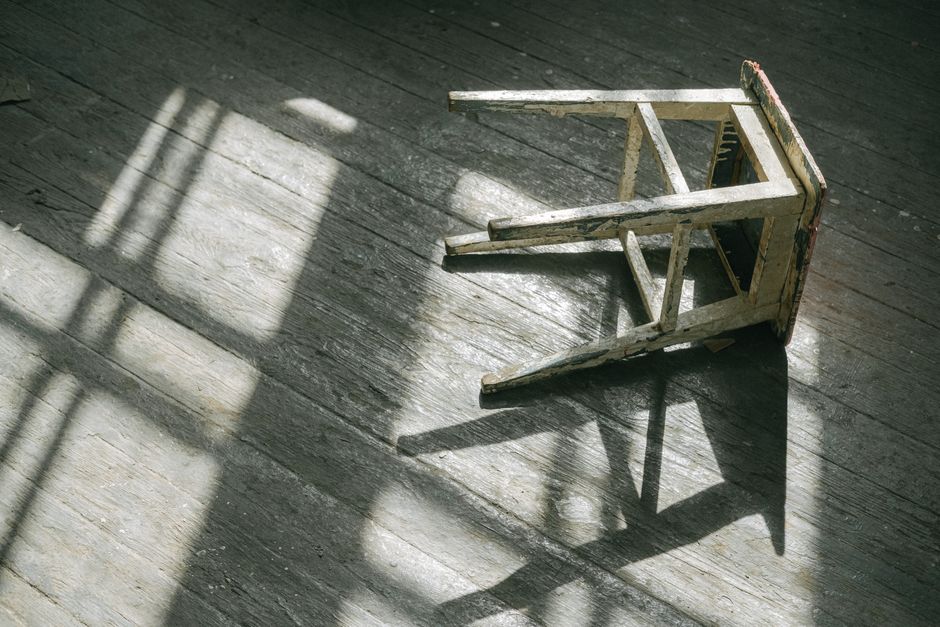 Small Stool with a quiet hotel-like touch — home · Bathrooms