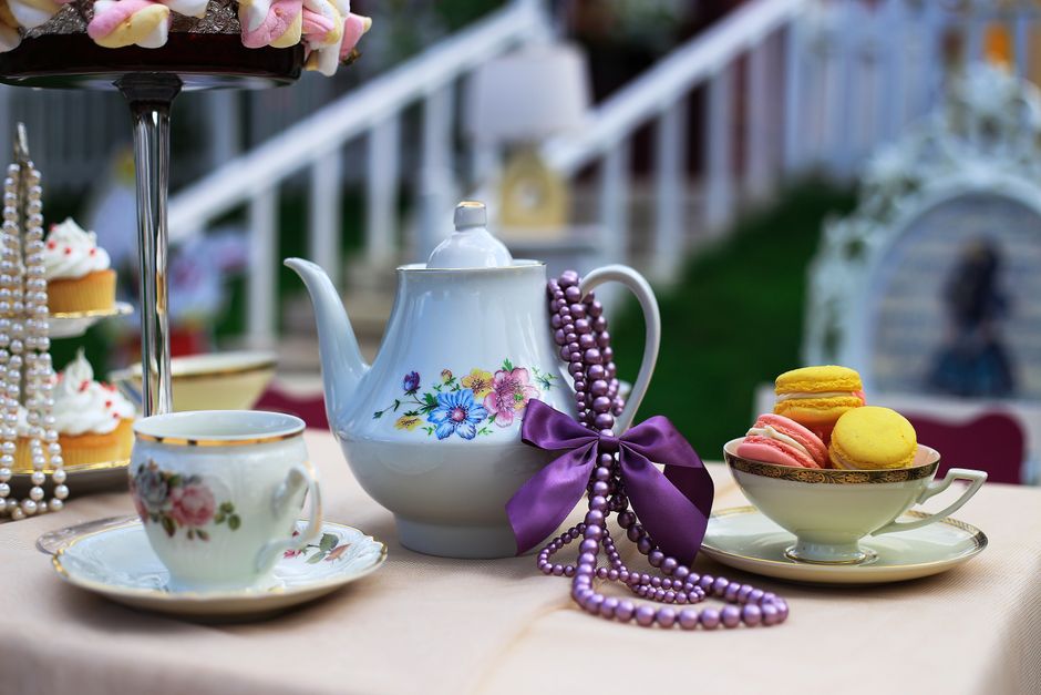 Garden Tea Party around a music round — entertainment · Party Ideas