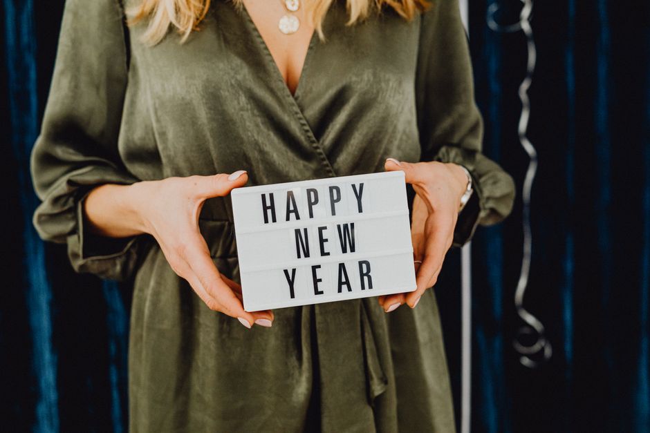 keepsake new year's projects for a budget-conscious host — celebrations · New Year's